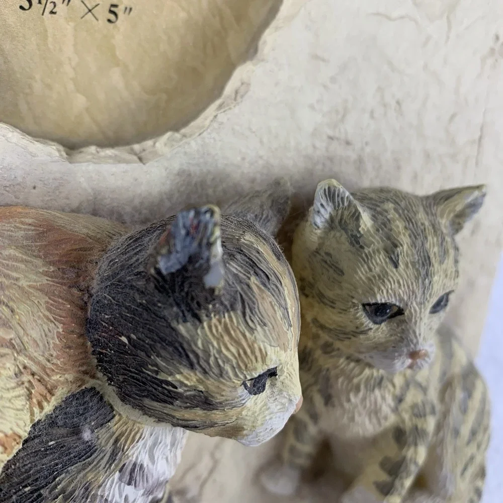 Cat Standing Picture Frame 3 Dimensional Resin 3.5 X 5 Oval Opening New Flaw